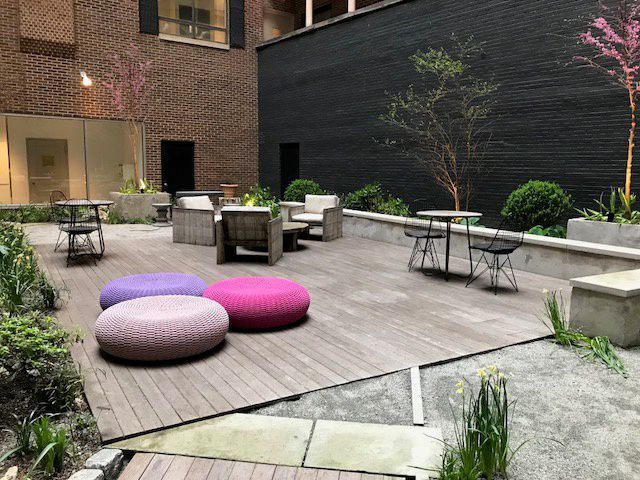 250 MERCER Street B1003