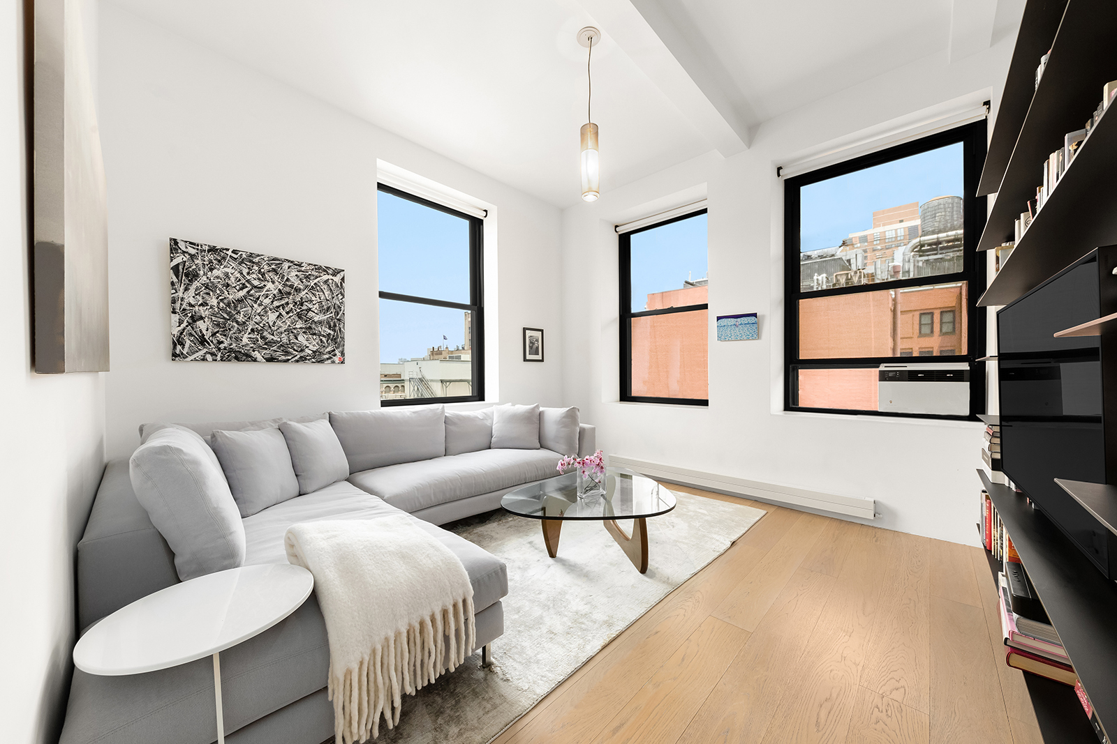 250 MERCER Street B1003