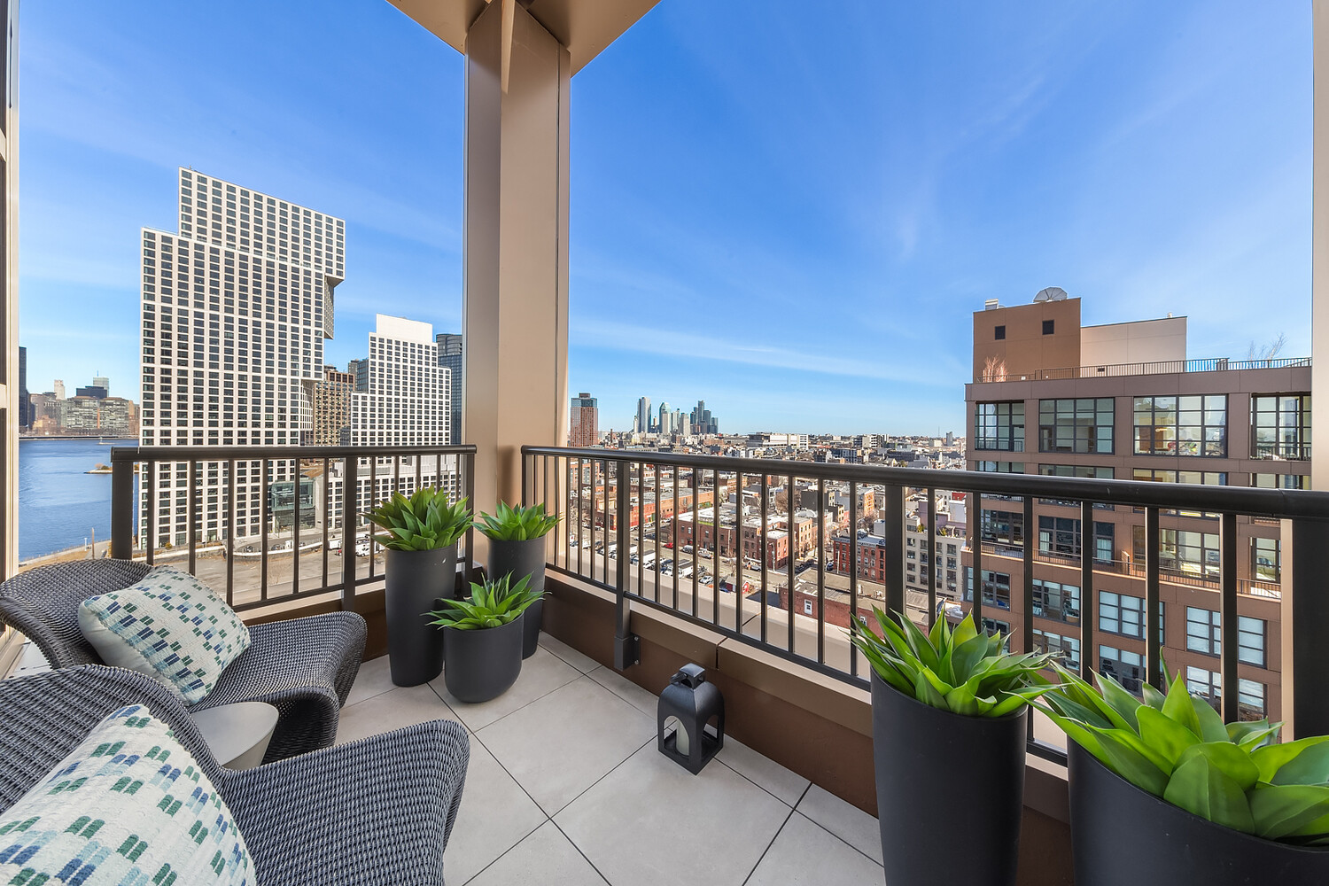 29 HURON Street PHCW