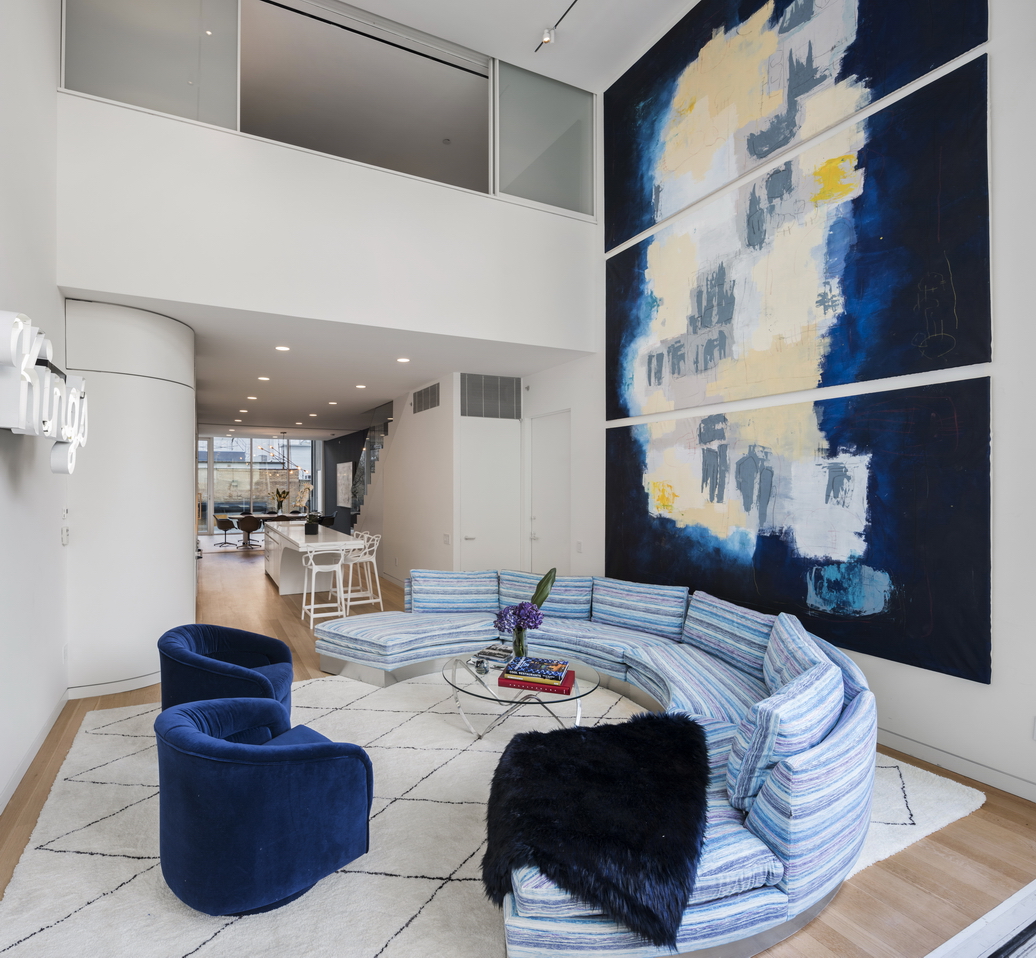 524 W 19TH Street 1