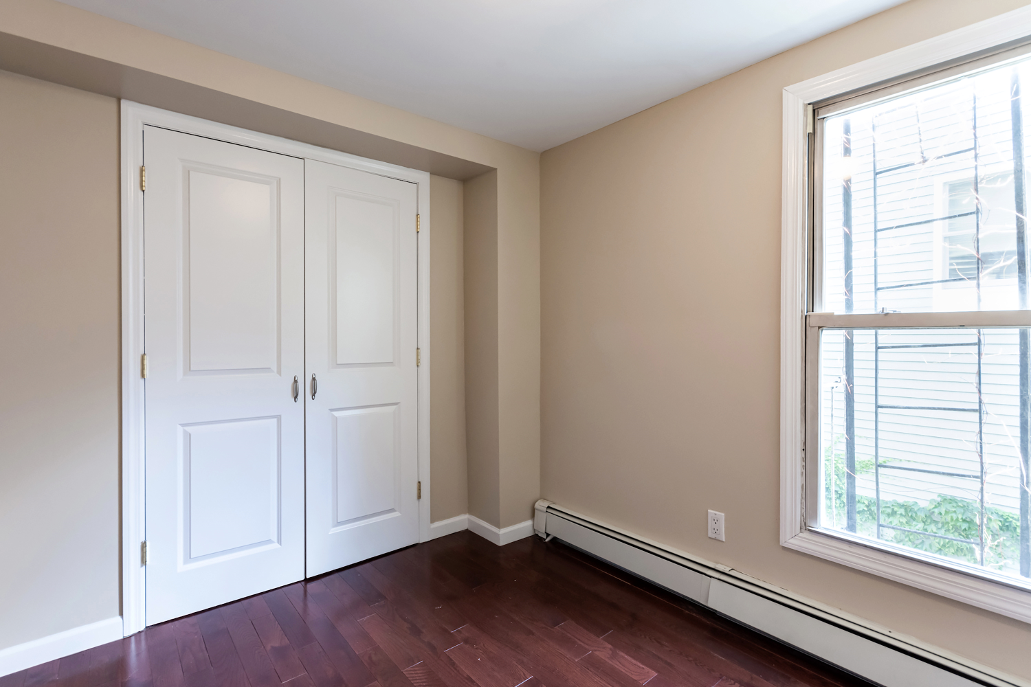 1036 LORIMER Street 2