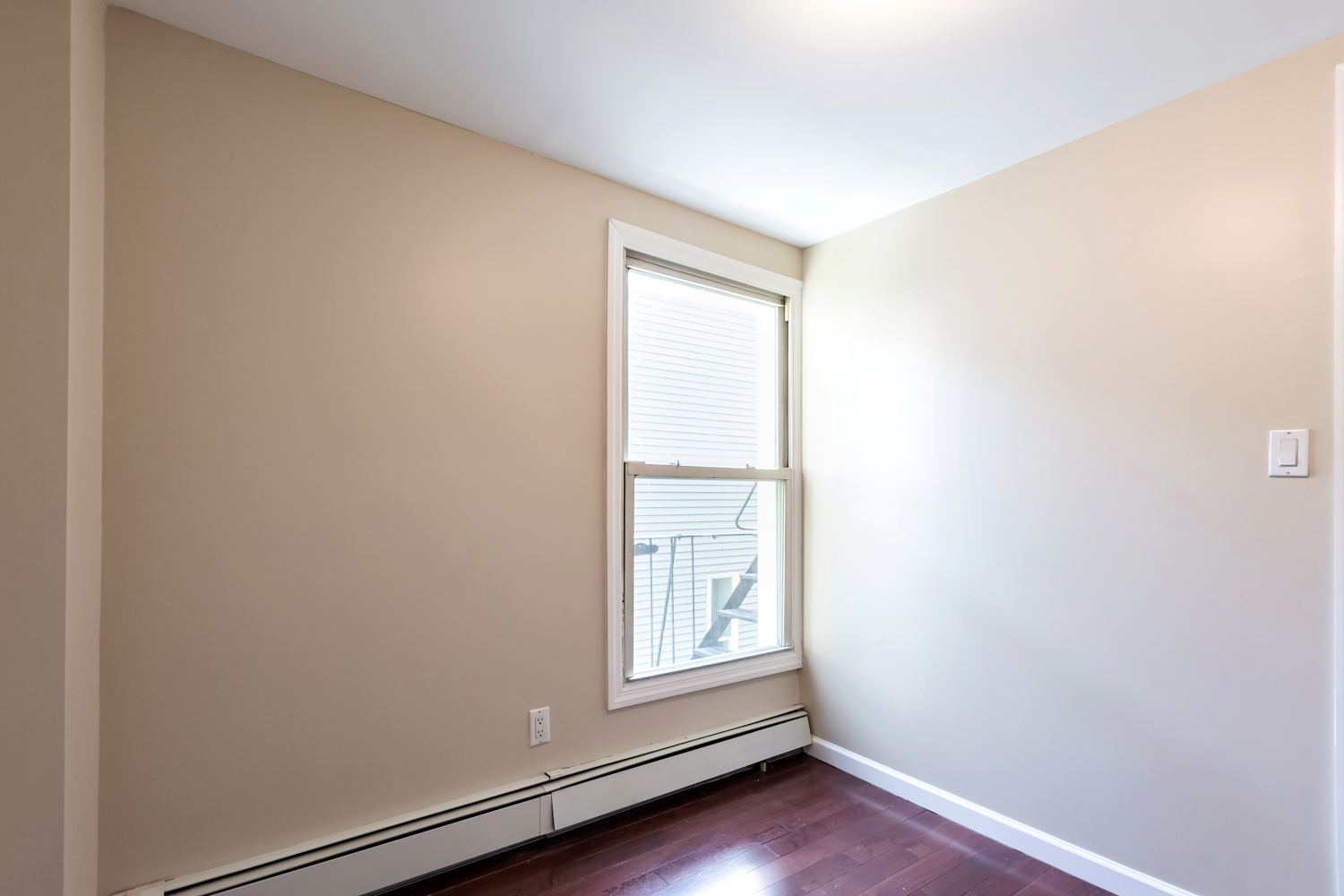 1036 LORIMER Street 2