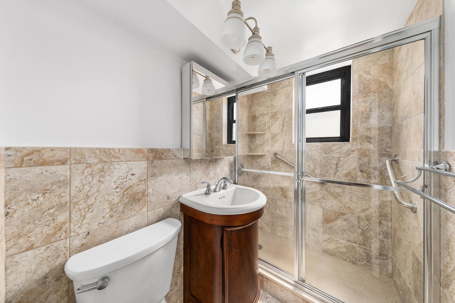 200 E 36TH Street 17/B