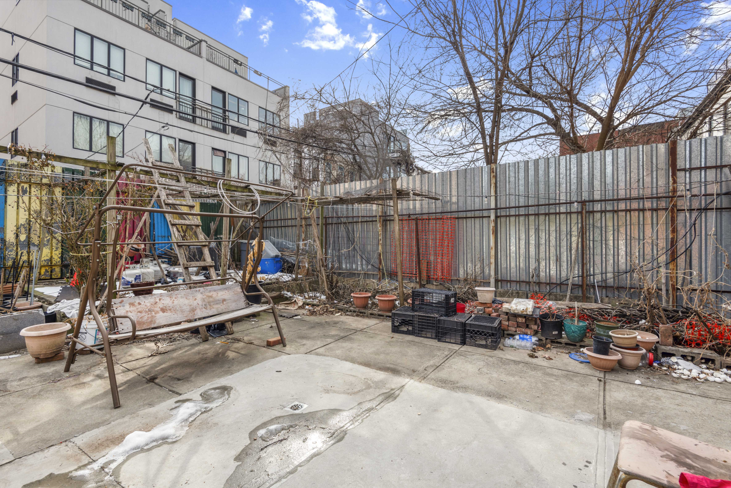 640 MONROE Street