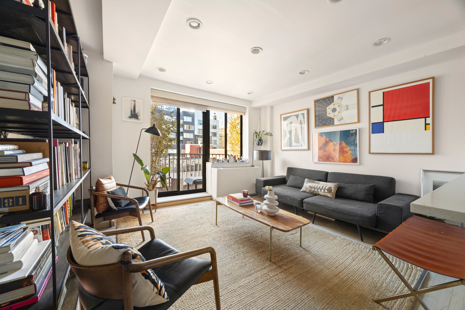 445 W 19TH Street 8C