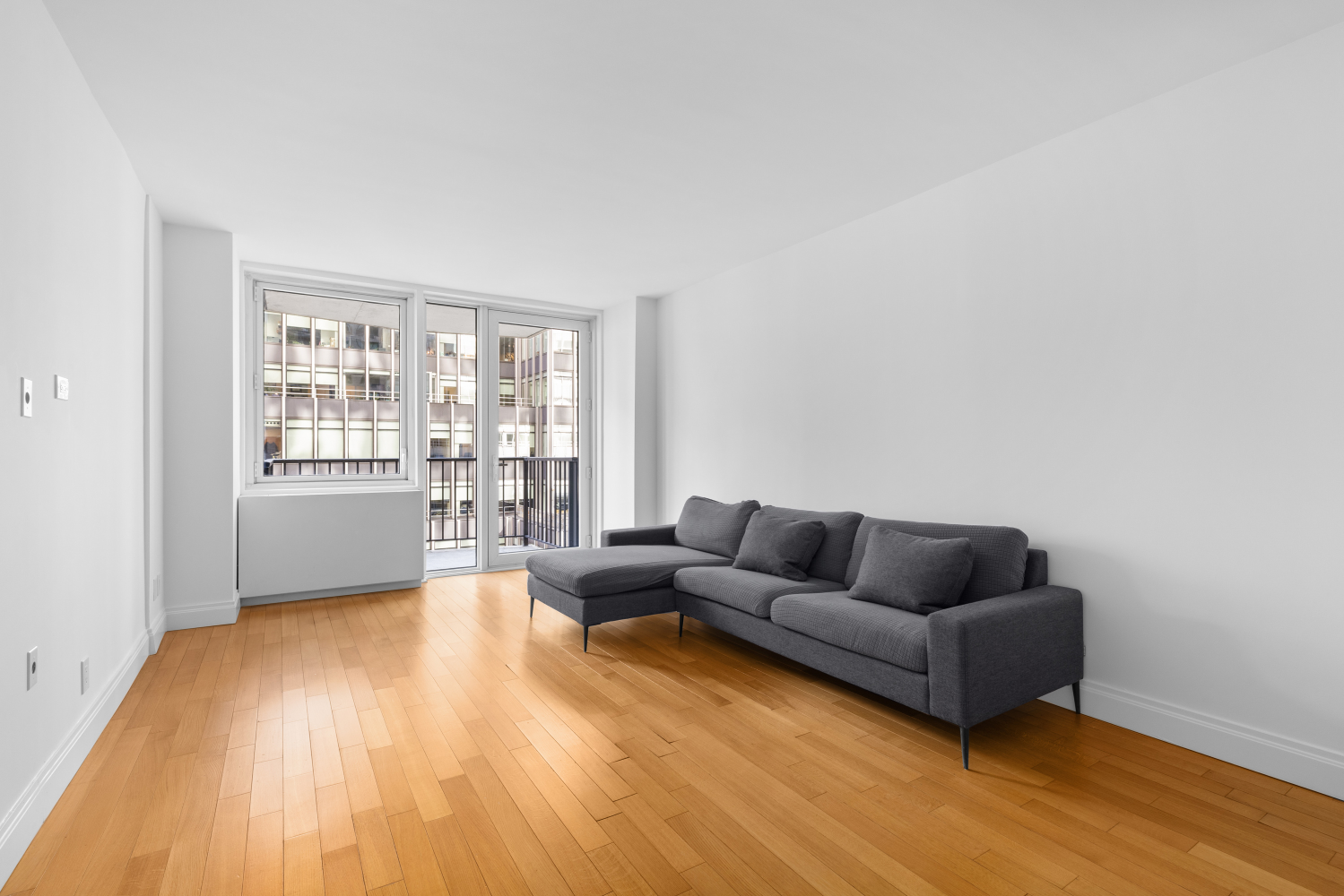 212 E 47TH Street 16H