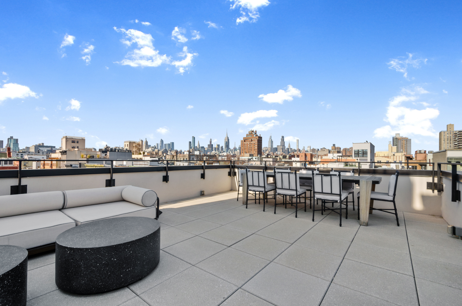 650 E 6TH Street 5