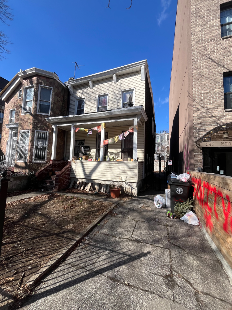 139 WOODBINE Street