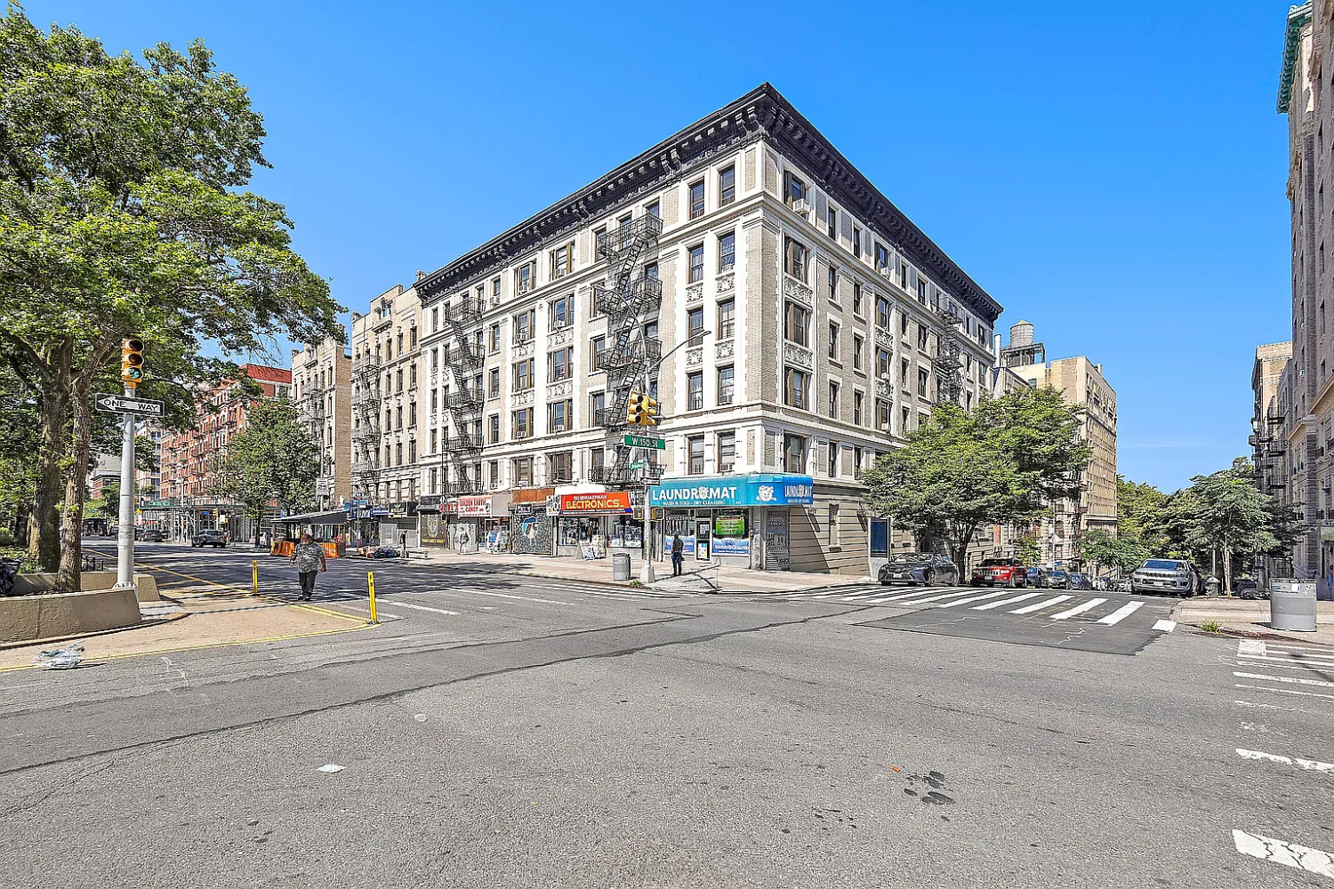 525 W 150TH Street