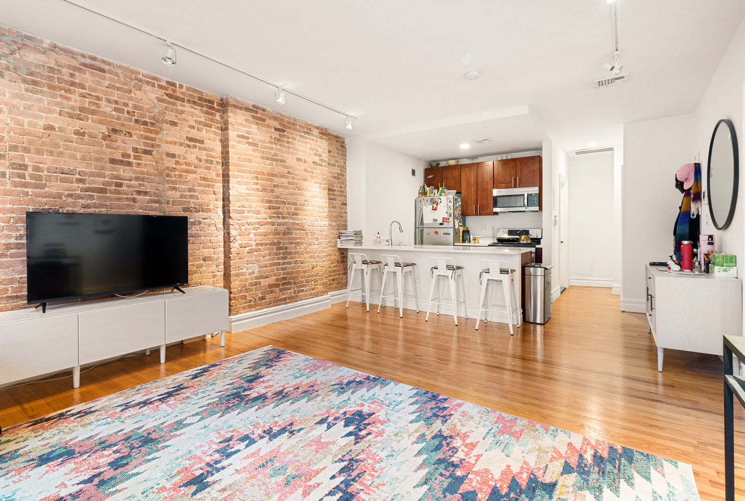 144 WILLOW Street 5F