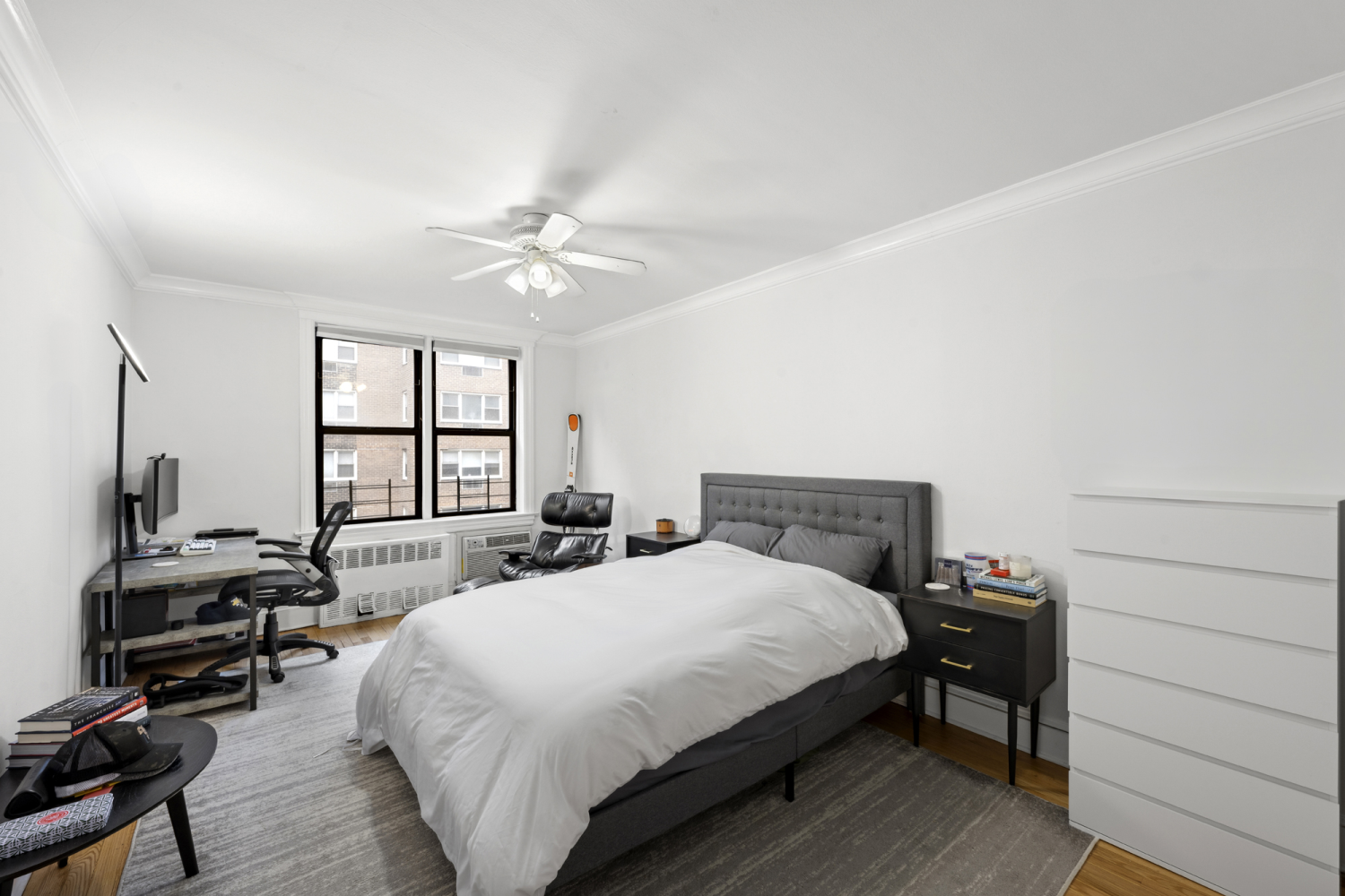 150 E 27TH Street 4FG