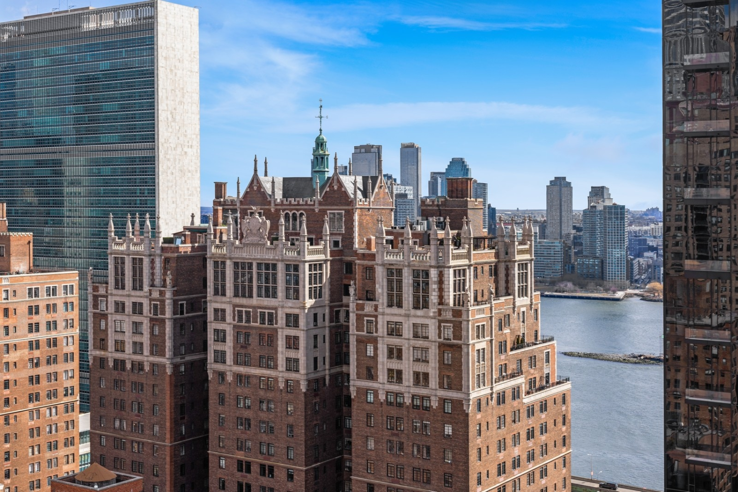 300 E 40TH Street 32G