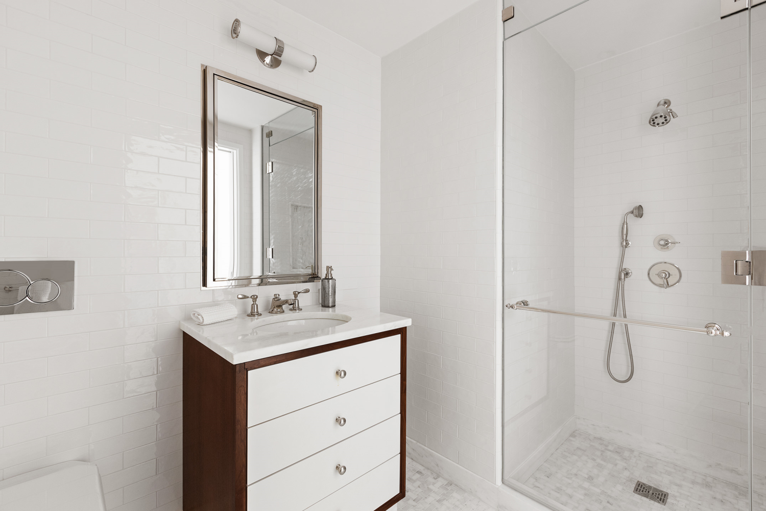 360 CENTRAL Park W 2B