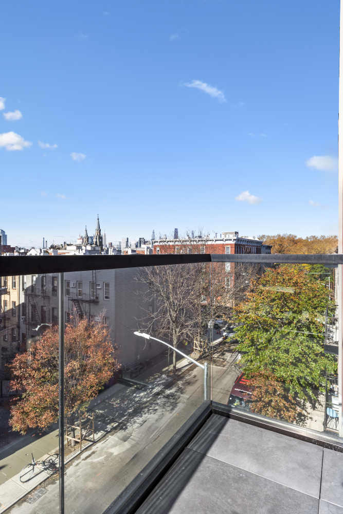 68 N HENRY Street 3F