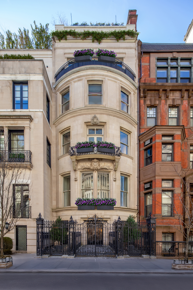 10 E 67TH Street