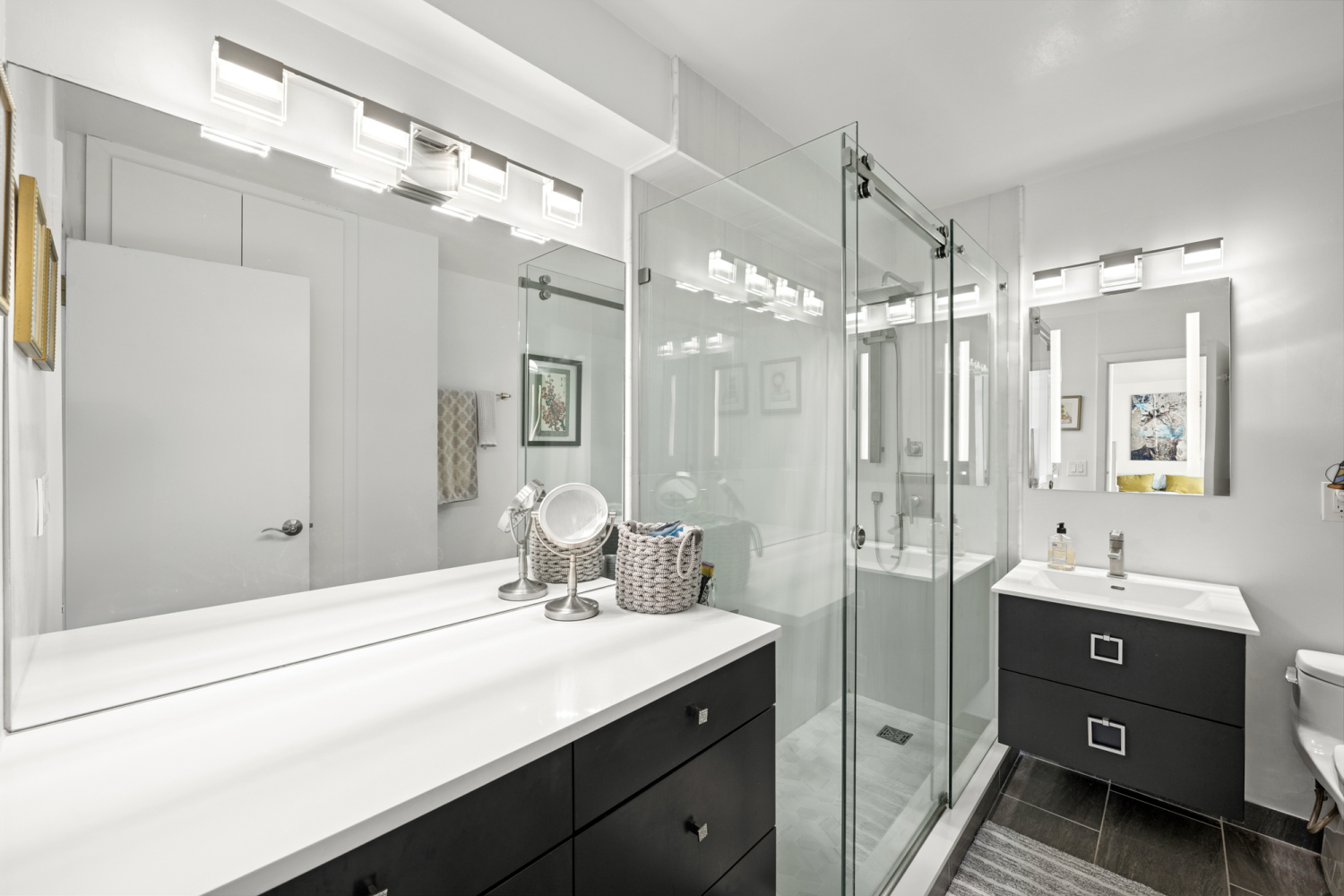 200 E 24TH Street 1201/1202