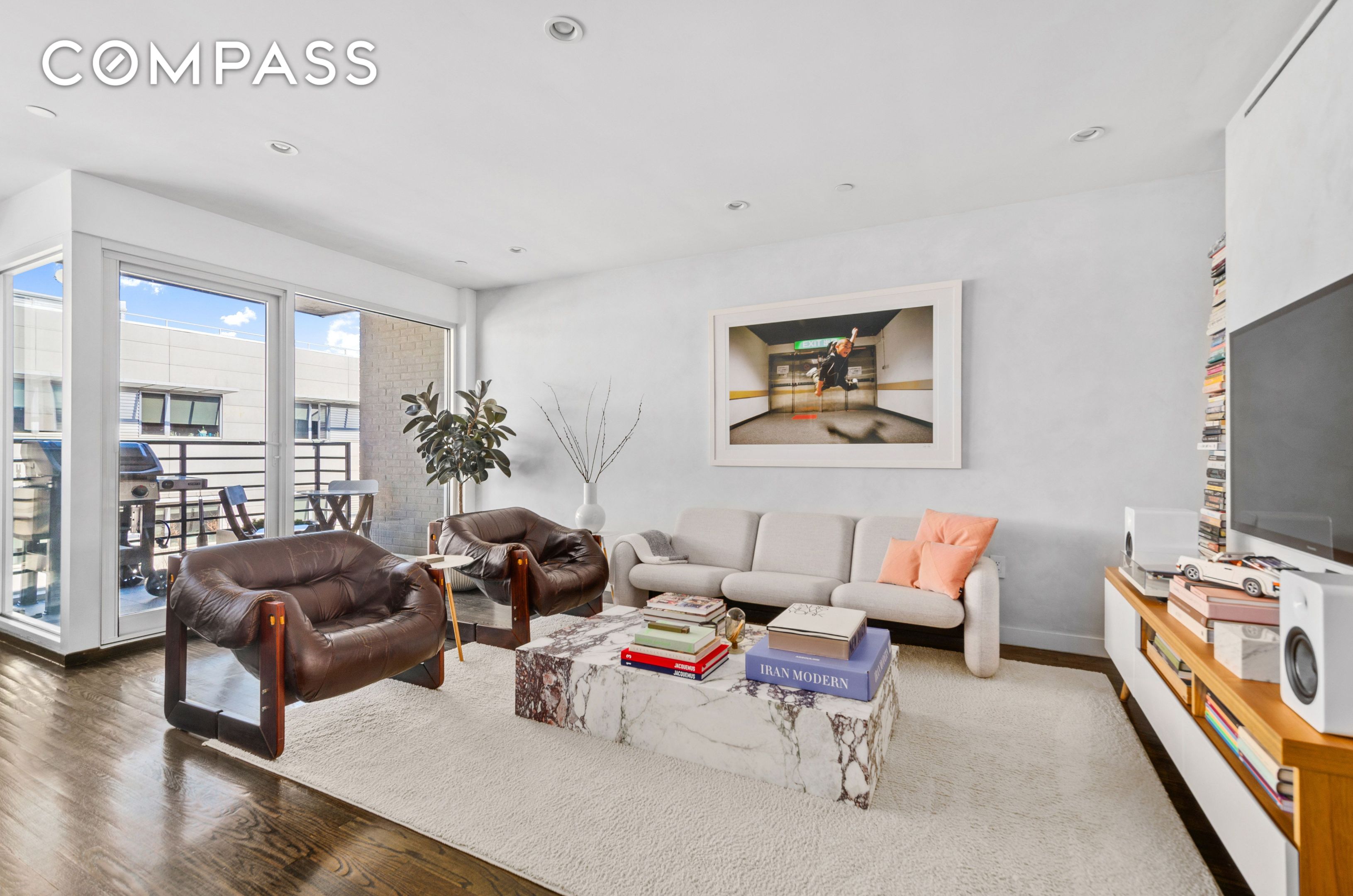 48 Box Street 4