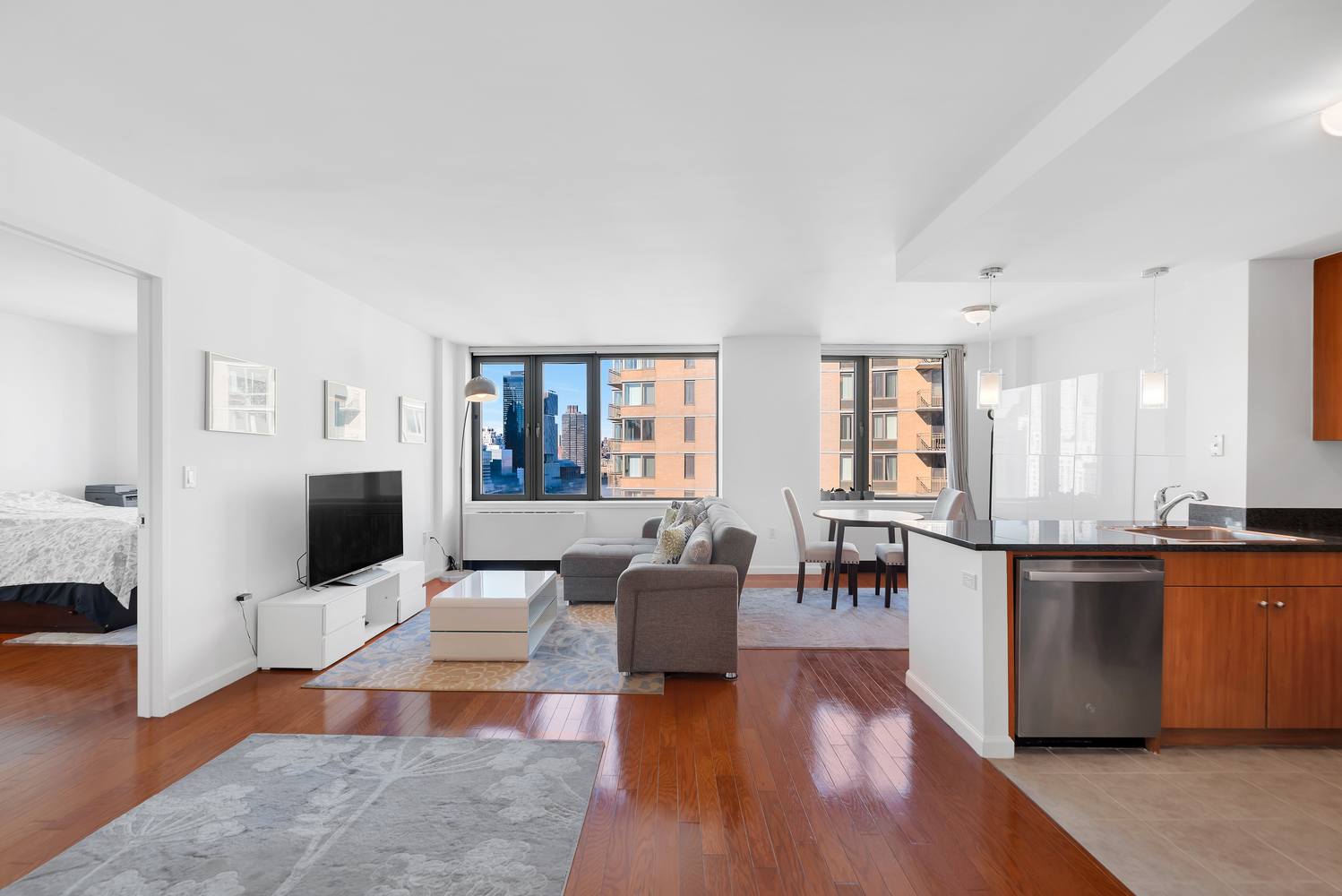 455 MAIN Street 15F