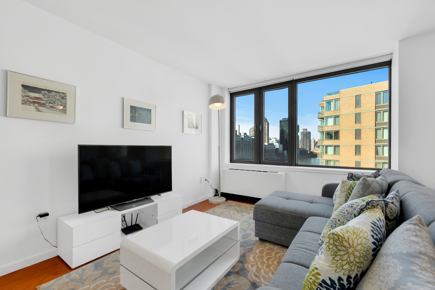 455 MAIN Street 15F