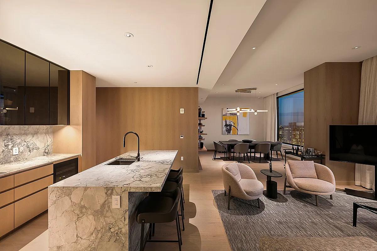 25 W 28TH Street 41D