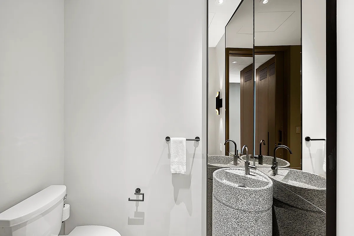 25 W 28TH Street 41D