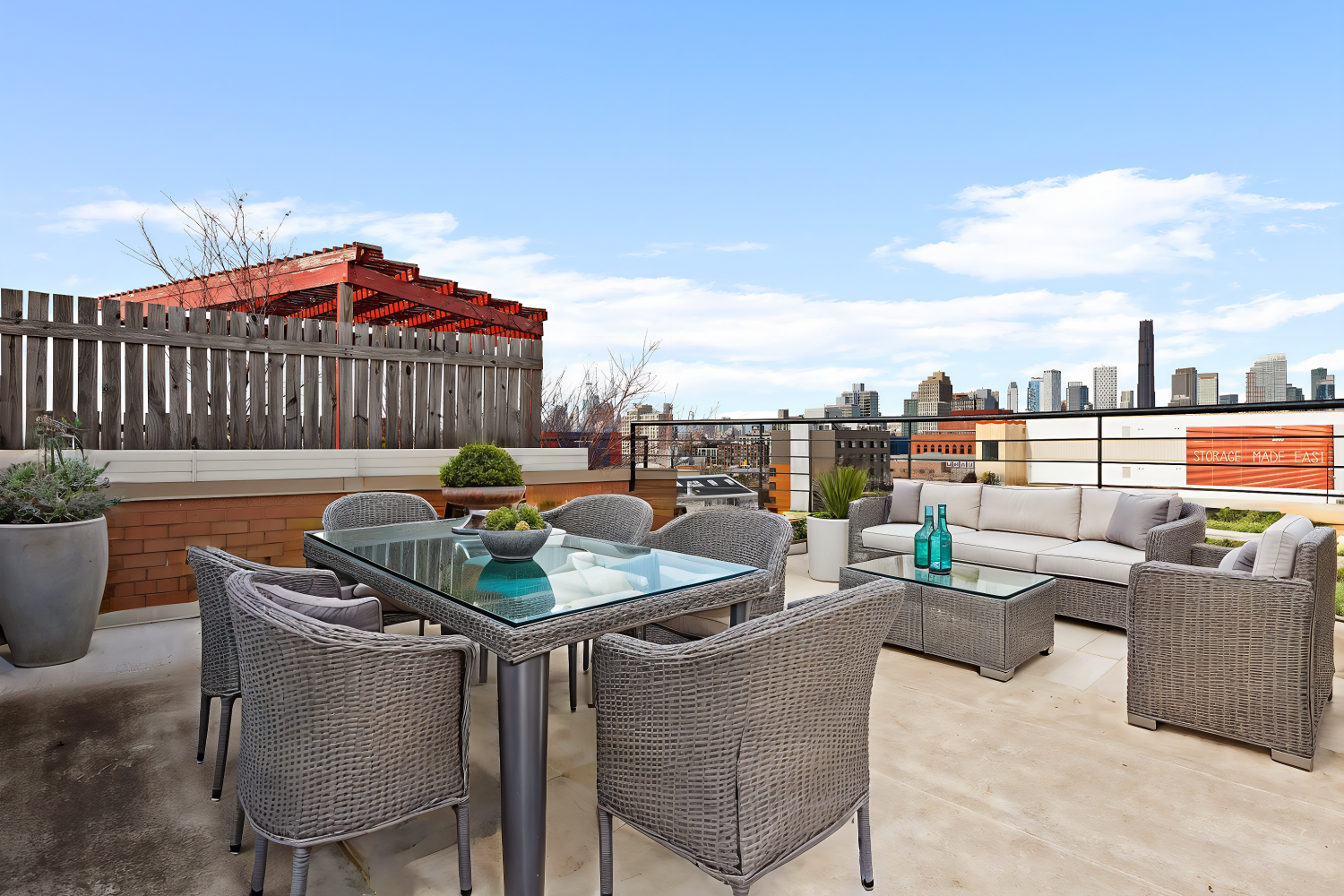 230B 7TH Street C