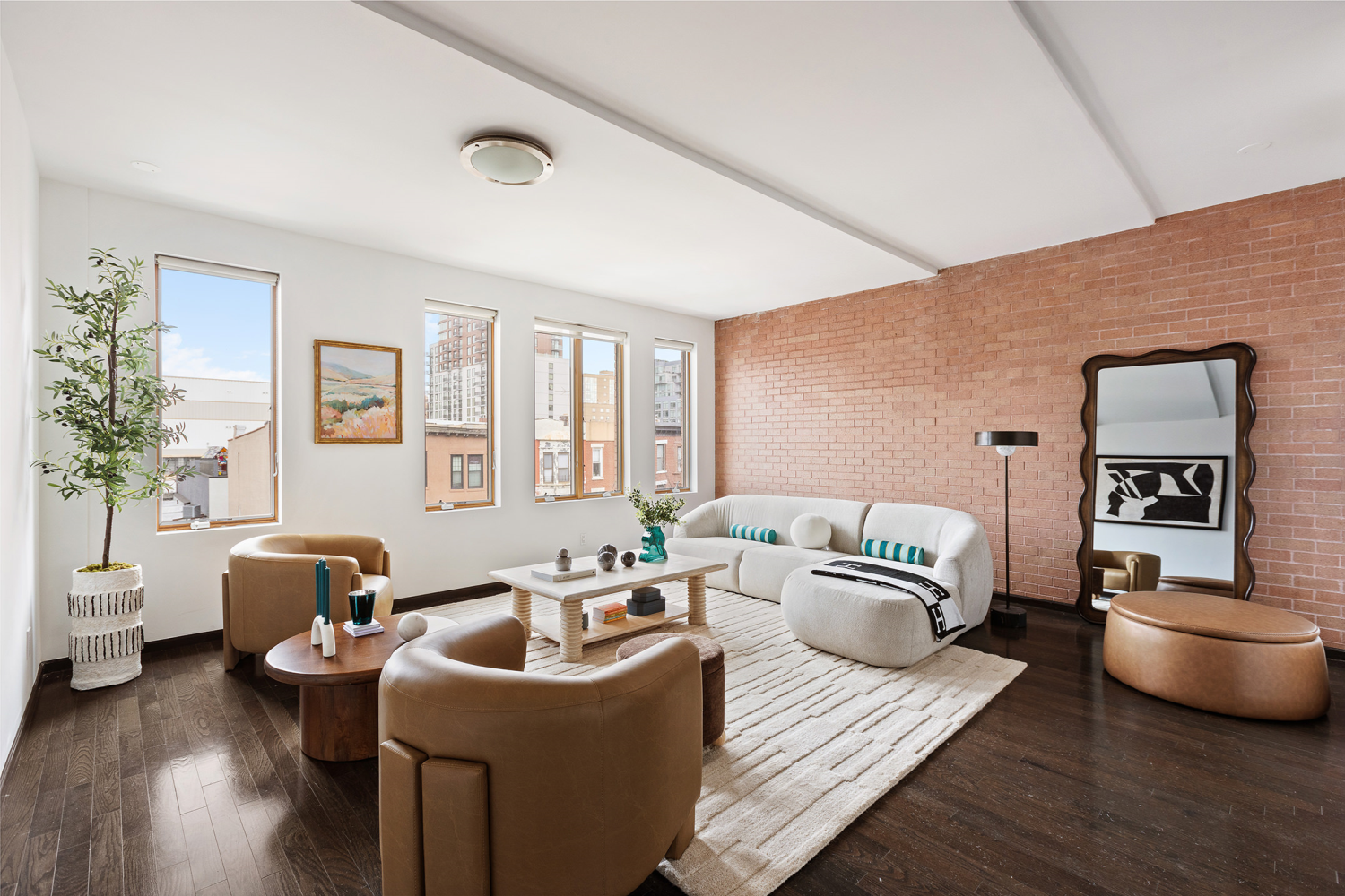 230B 7TH Street C
