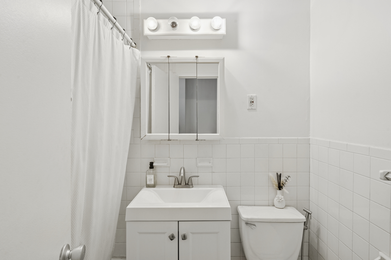 324 PEARL Street 3B