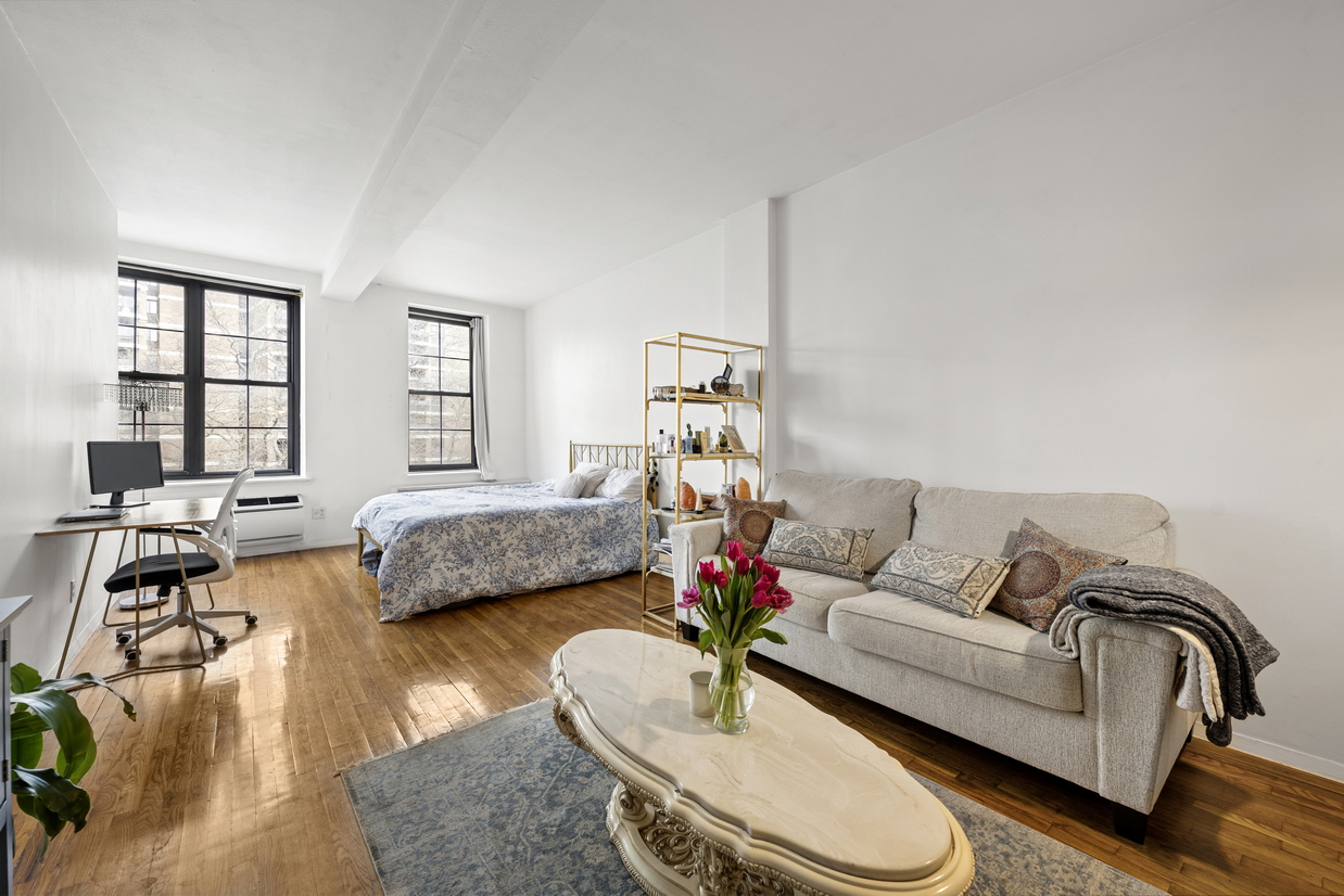 324 PEARL Street 3B