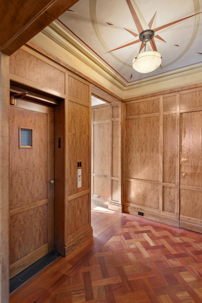 333 E 68TH Street PENTHOUSE