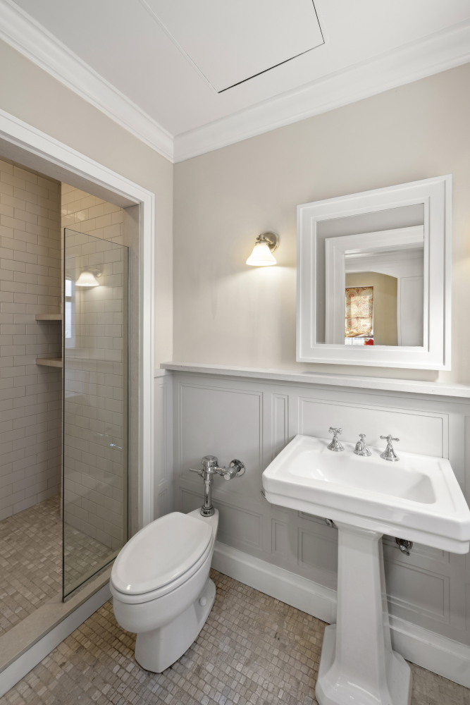 333 E 68TH Street PENTHOUSE
