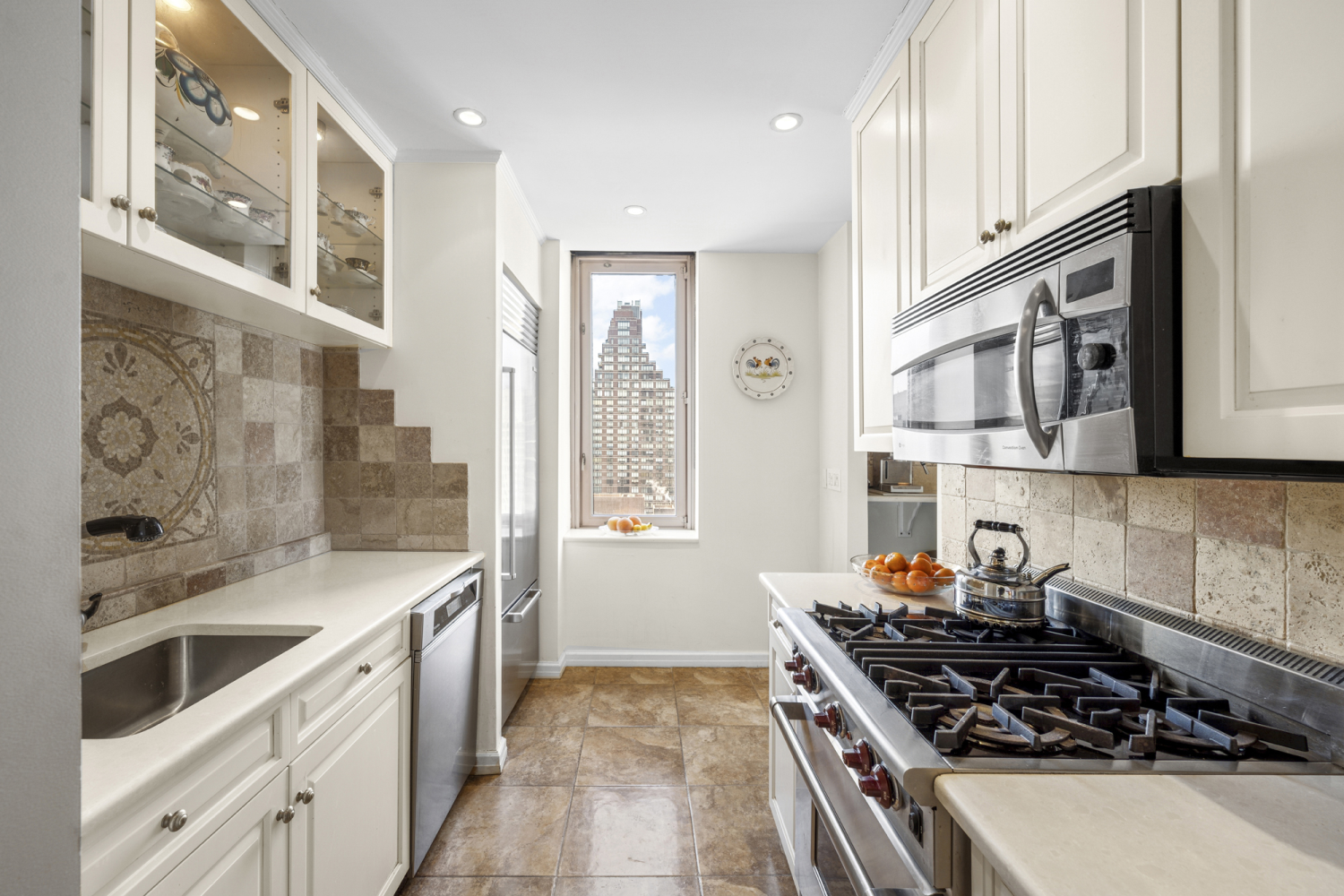 524 E 72ND Street 33CDE