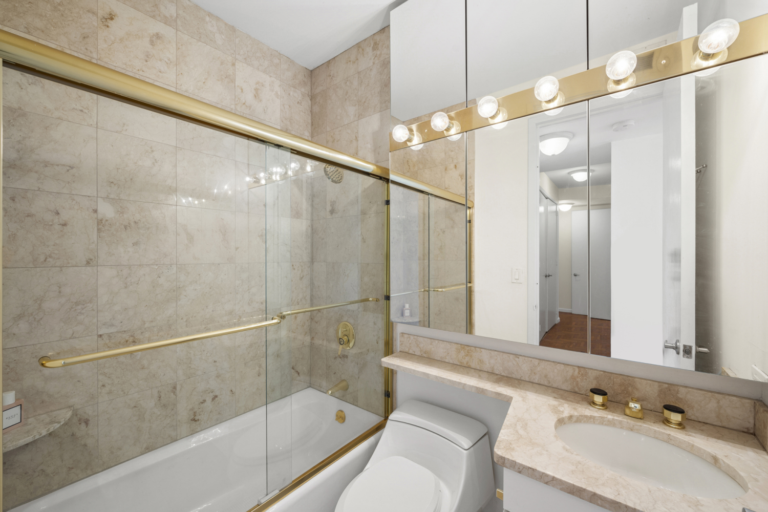 524 E 72ND Street 33CDE