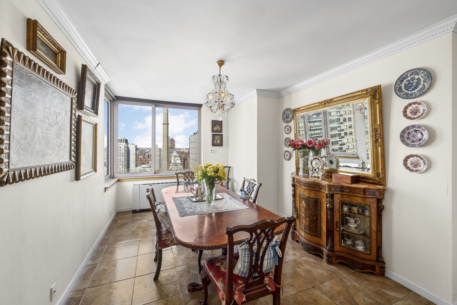 524 E 72ND Street 33CDE