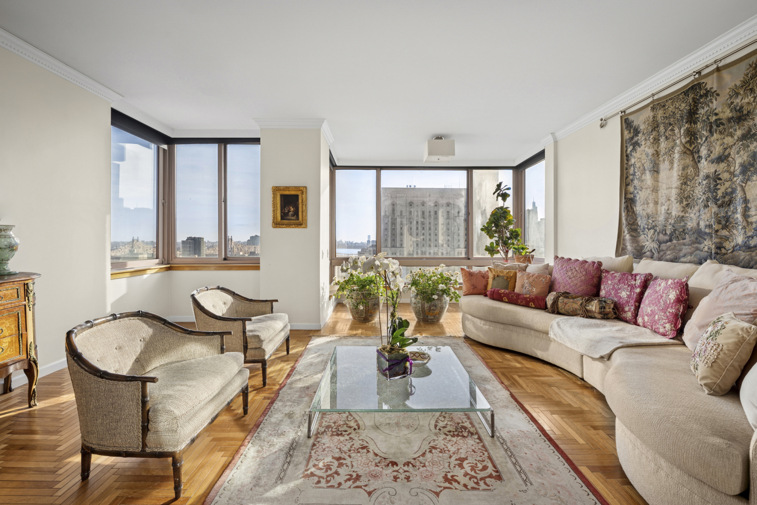 524 E 72ND Street 33CDE