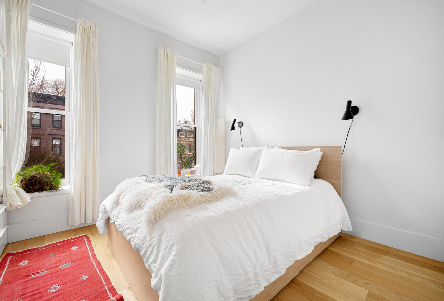 532 MONROE Street TH