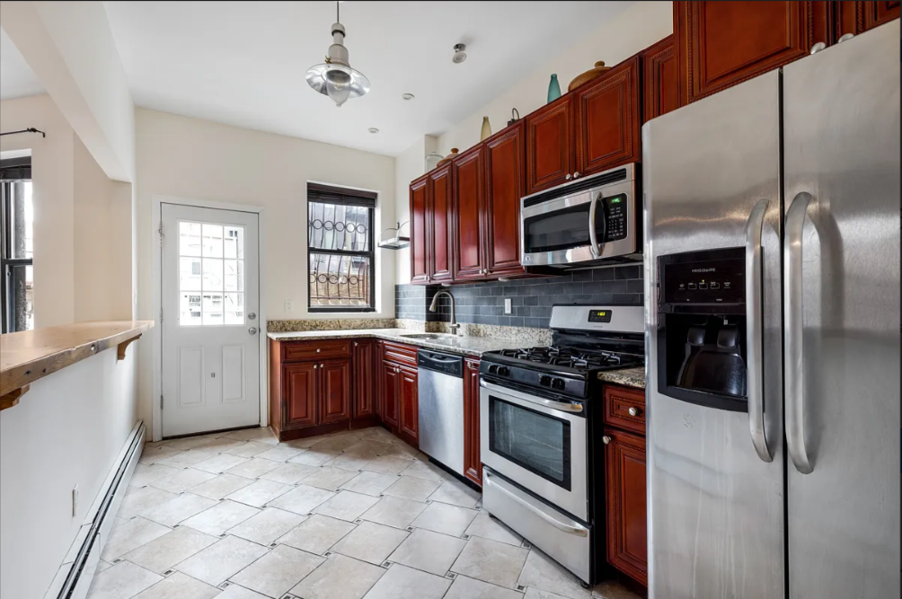 332 LEFFERTS Avenue