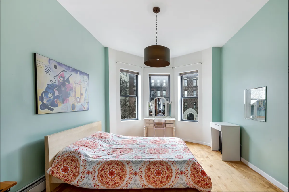 332 LEFFERTS Avenue