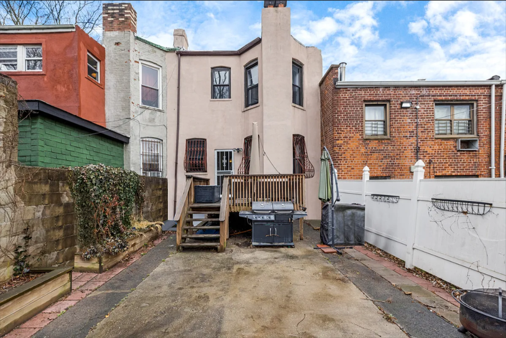 332 LEFFERTS Avenue