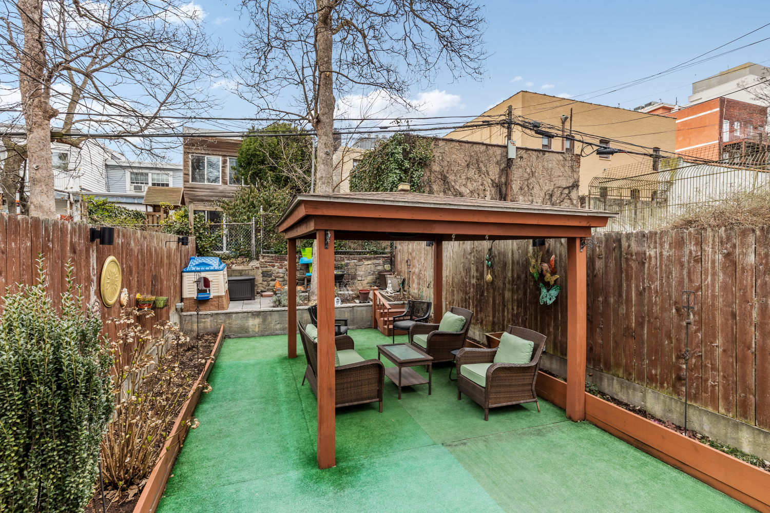 253 21ST Street