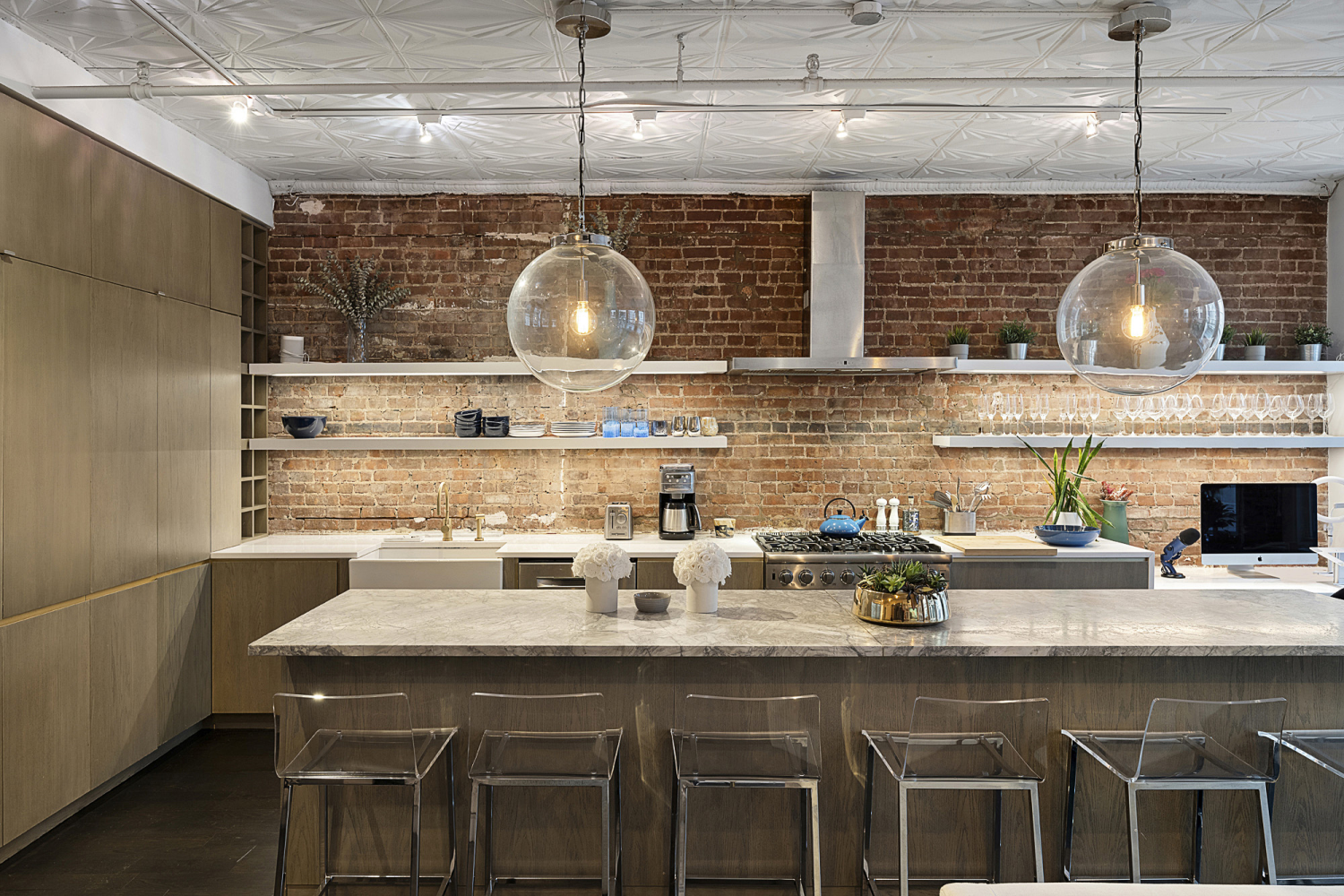 143 W 27TH Street 3F