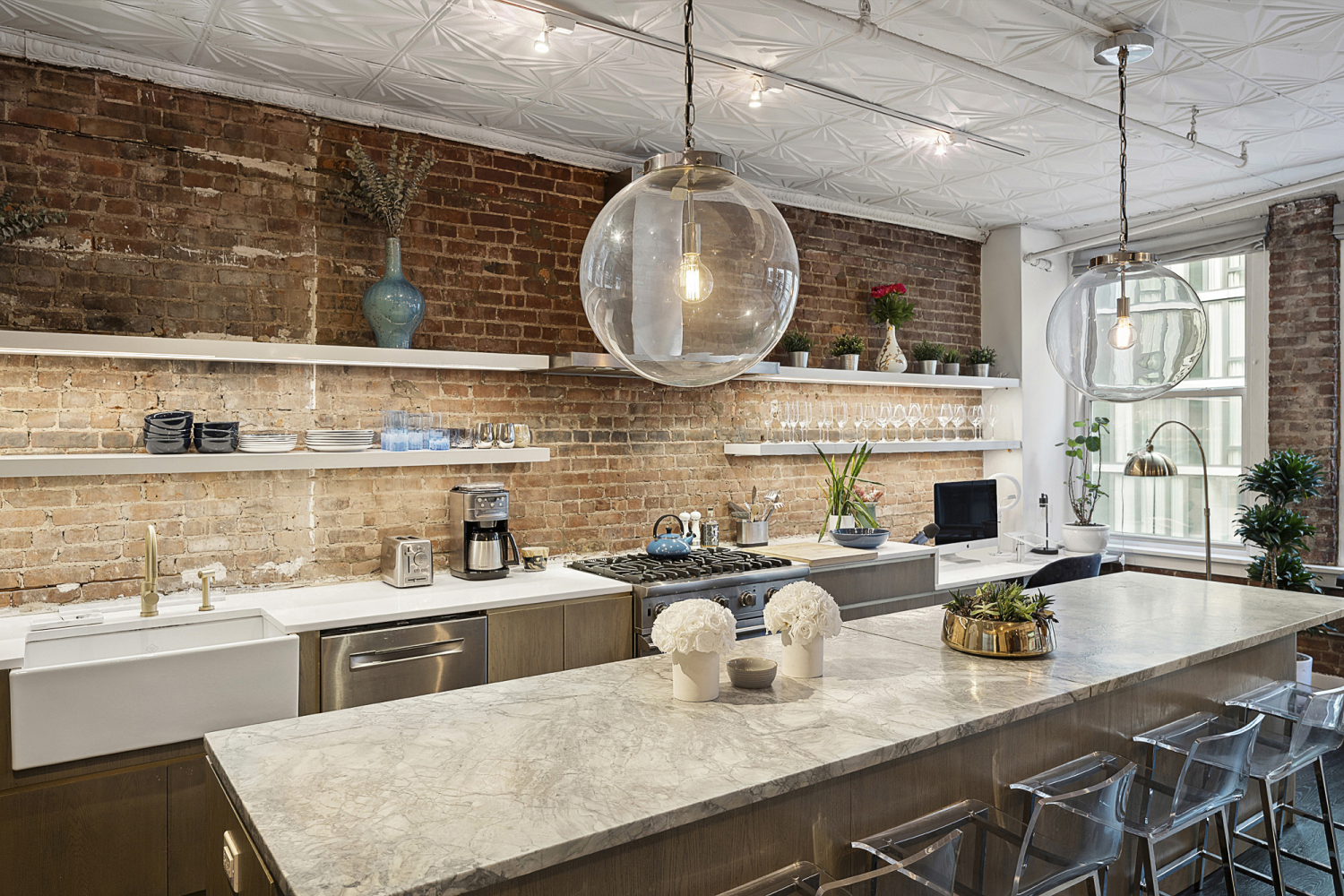 143 W 27TH Street 3F
