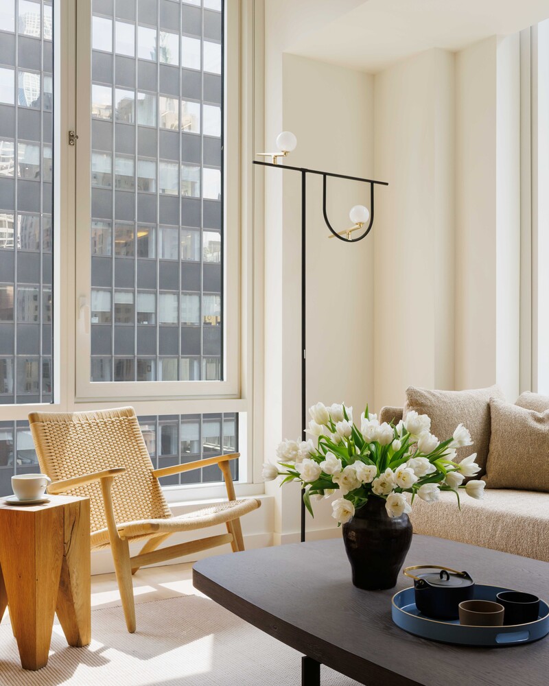 135 E 47TH Street 21F