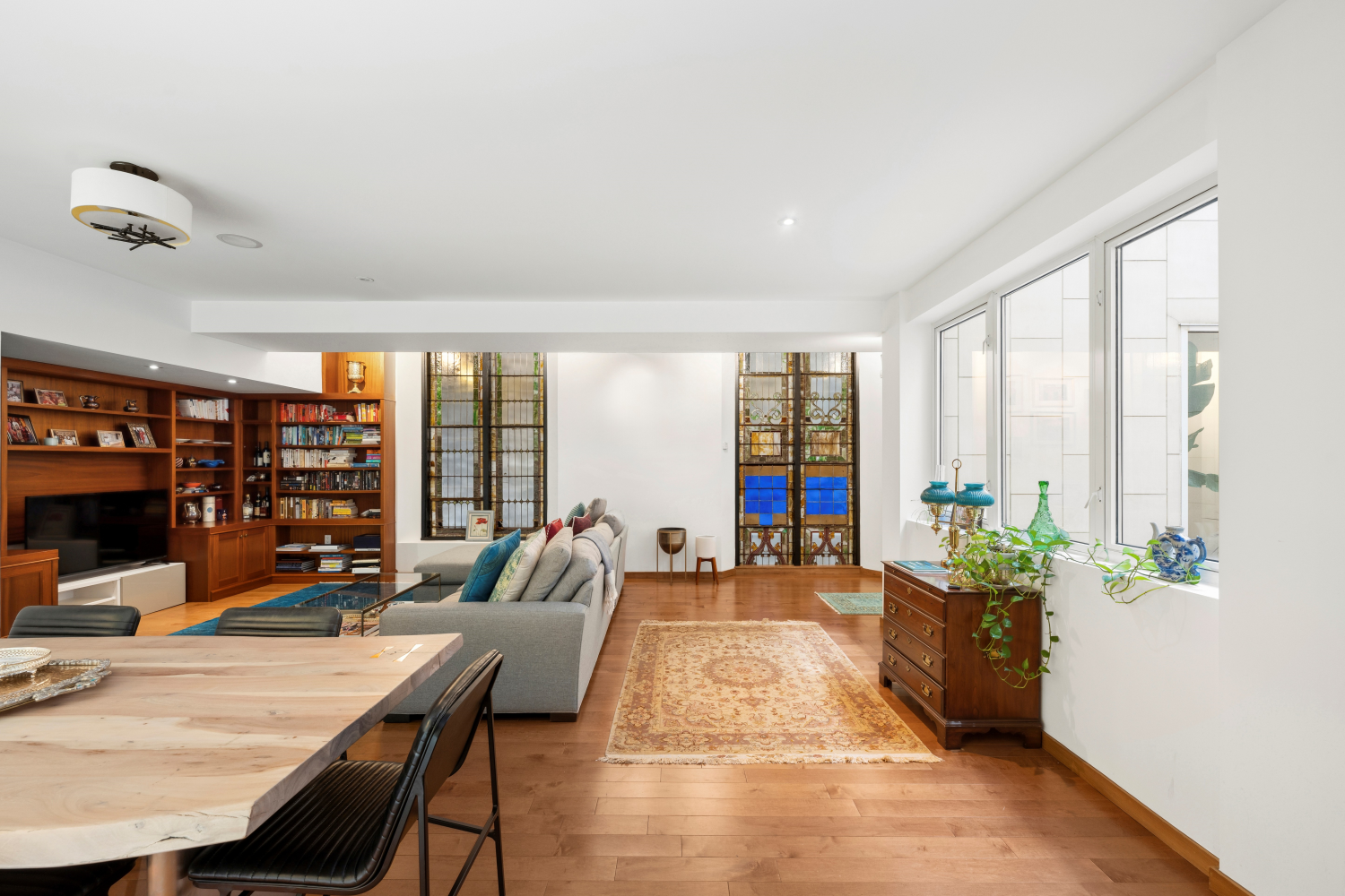 135 W 4TH Street 3W