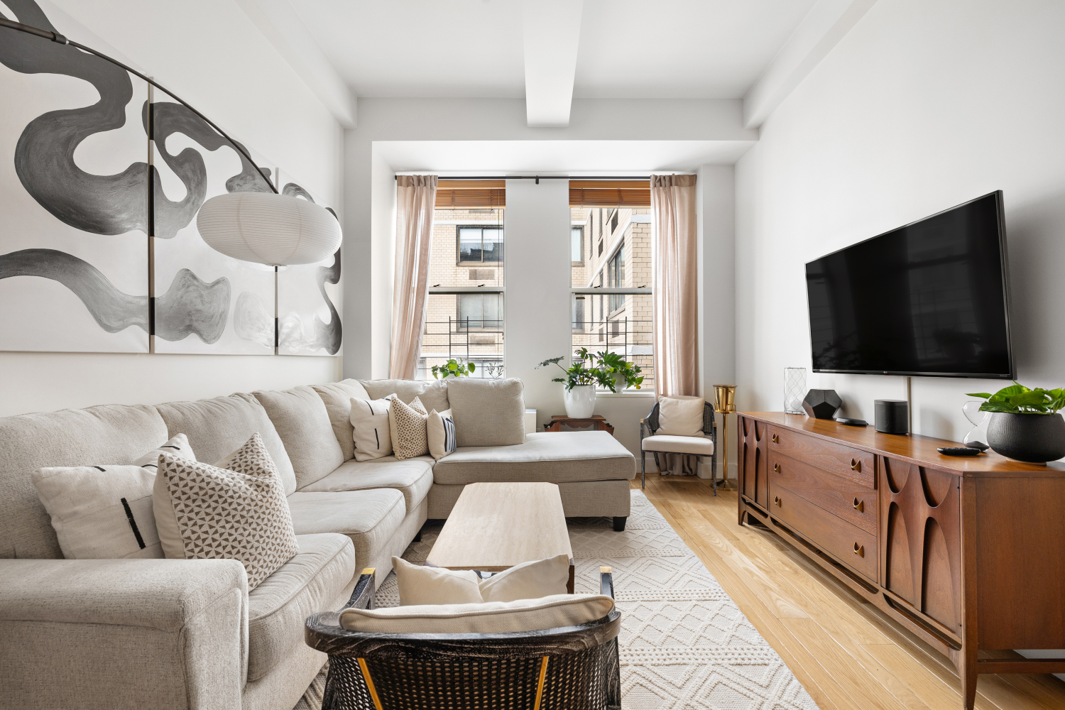 49 E 21ST Street 11D