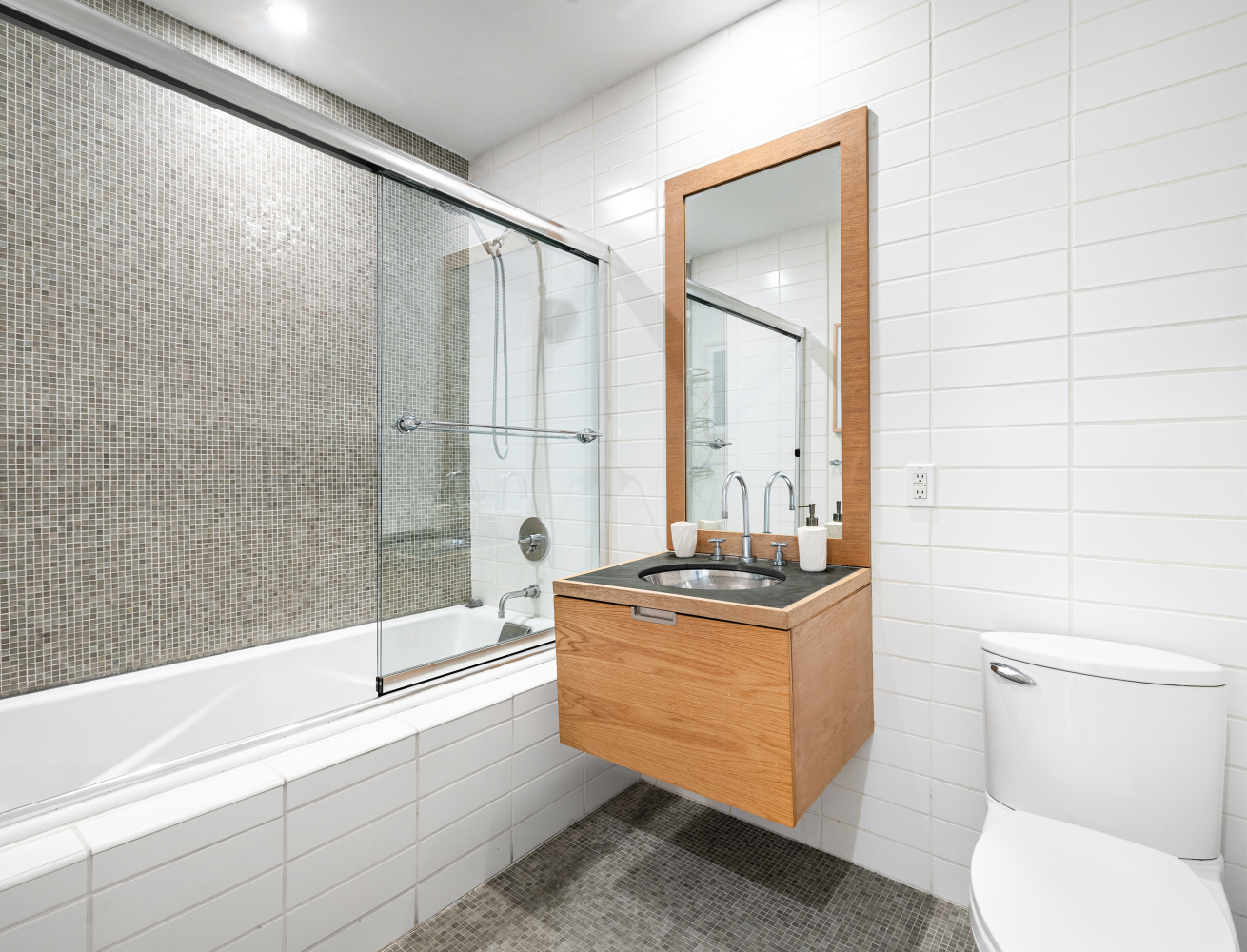 49 E 21ST Street 11D