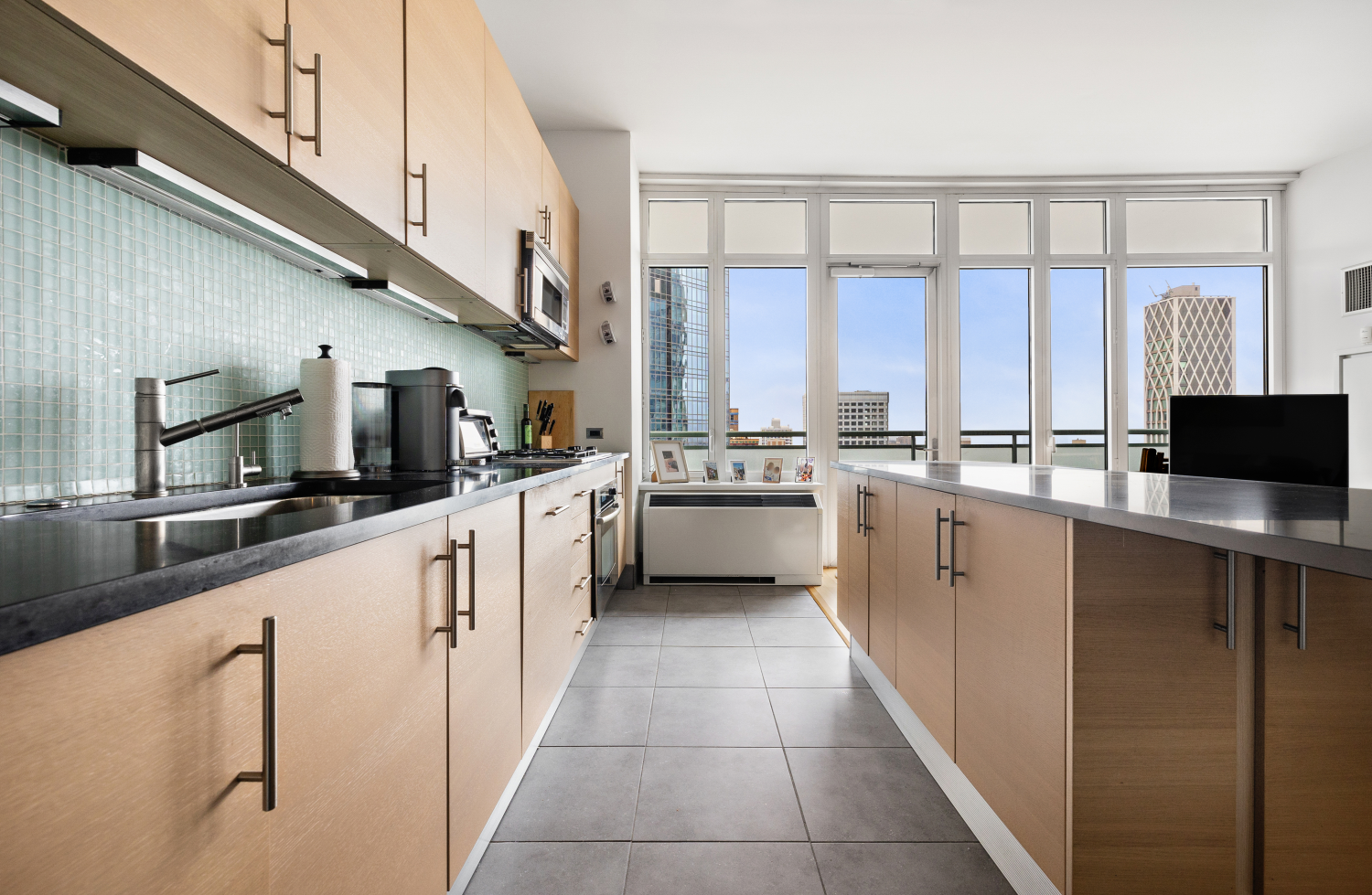 325 5TH Avenue 34D