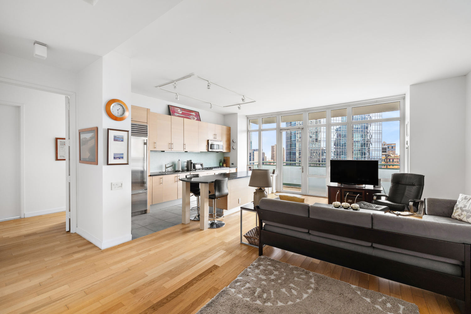 325 5TH Avenue 34D