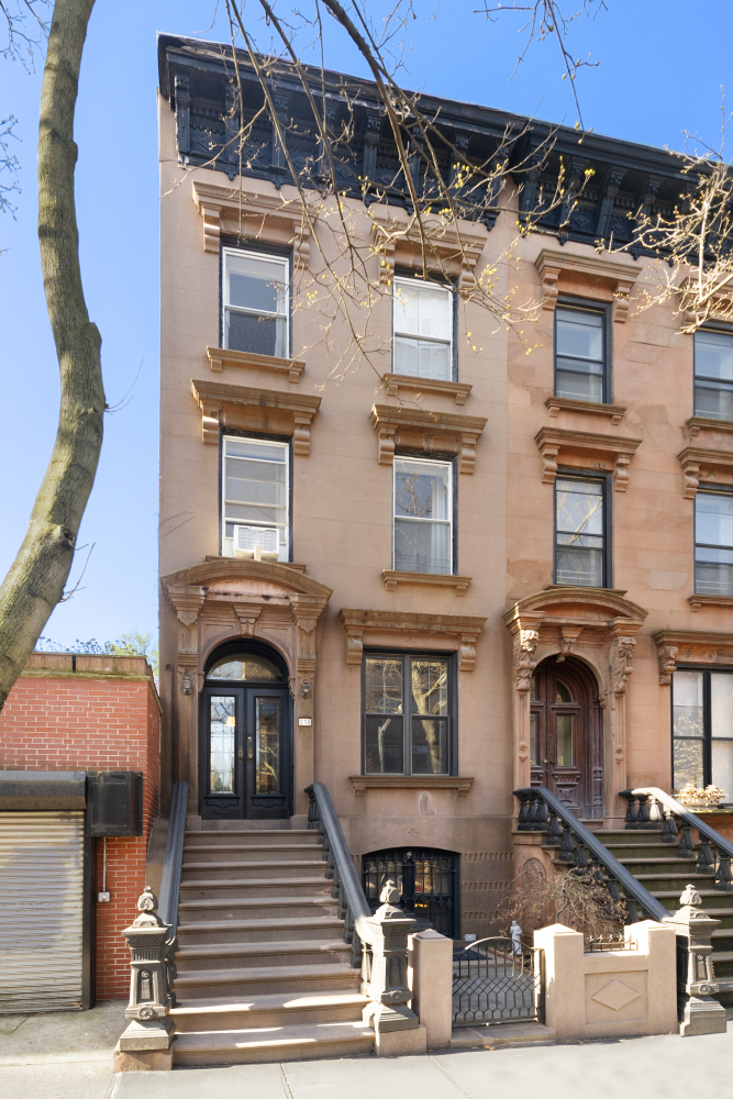 230 Union Street