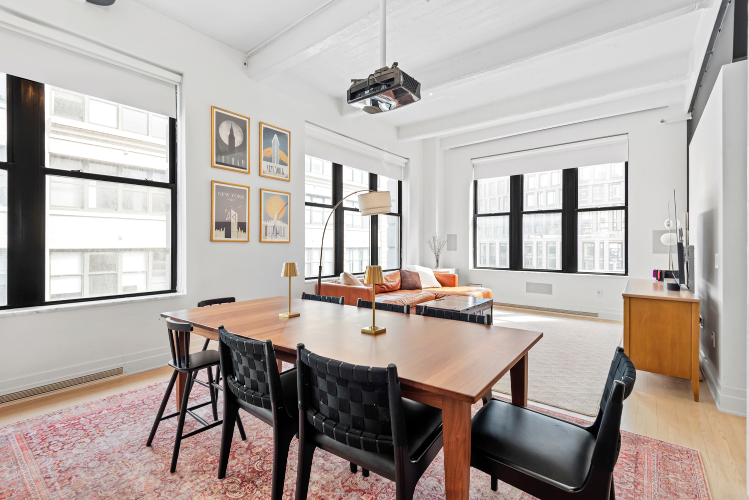 30 MAIN Street 9C